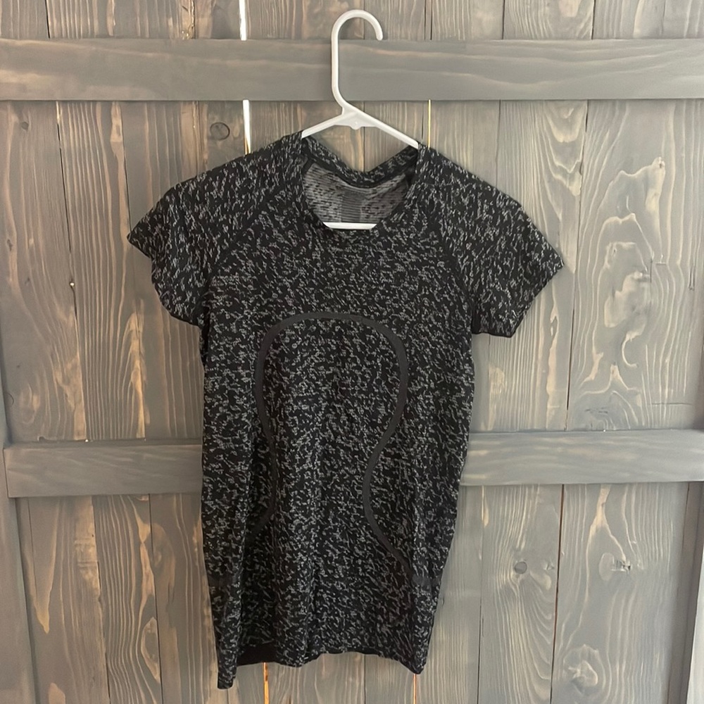 Lulu swiftly tech shirt